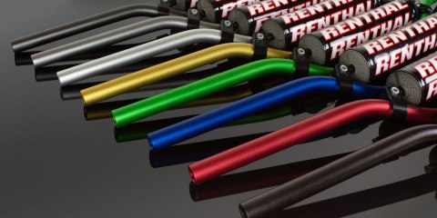 RENTHAL KIEROWNICA 7 8 CALA 22MM MX HANDLEBAR SILVER RC PADDED Z GĄBKĄ RENTHAL KIEROWNICA 7 8 CALA 22MM MX HANDLEBAR SILVER RC PADDED Z GĄBKĄ