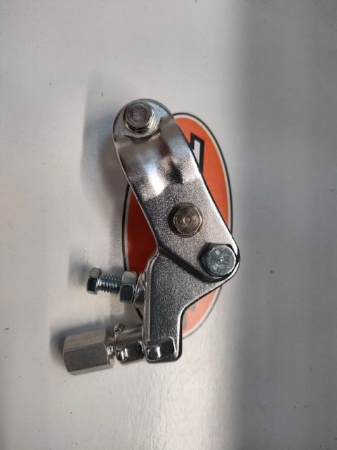M.C. UCHWYT DŹWIGNI SPRZĘGŁA KUTY CR 125 250 04-07, CRF 250R 10-17, 450R 09-17