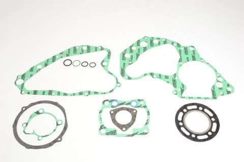 ATHENA KOMPLET USZCZELEK SUZUKI RM 125 82-83 ATHENA KOMPLET USZCZELEK SUZUKI RM 125 82-83