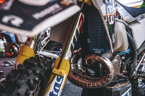 FM-PARTS OSŁONY CHŁODNICY KRATKI ALUMINIUM KTM/HUSQVARNA 20-22 ORANGE FM-PARTS OSŁONY CHŁODNICY KRATKI ALUMINIUM KTM/HUSQVARNA 20-22 ORANGE