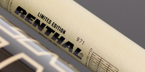 RENTHAL KIEROWNICA 1, 1 8 CALA 28, 6MM MX HANDLEBAR HARD ANO CR CRF, KX KXF LIMITED EDITIO RENTHAL KIEROWNICA 1, 1 8 CALA 28, 6MM MX HANDLEBAR HARD ANO CR CRF, KX KXF LIMITED EDITIO