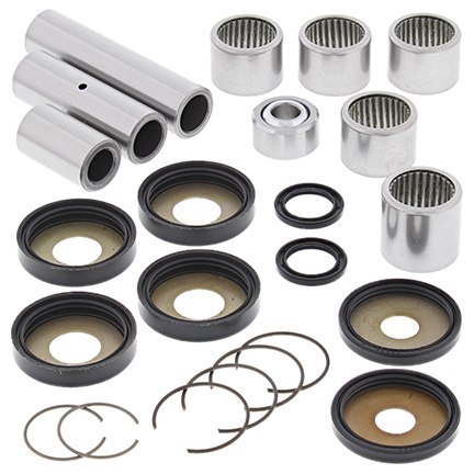 ZESTAW ŁĄCZNIKA WAHACZA RM125/250 89, RMX 250 89-